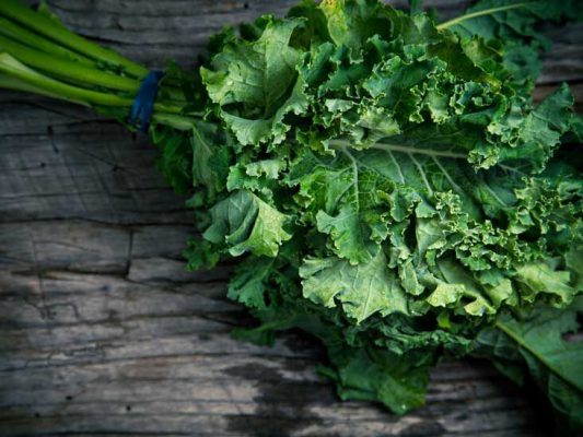 Cải kale là một trong những loại thực phẩm giàu chất dinh dưỡng nhất đang tồn tại.